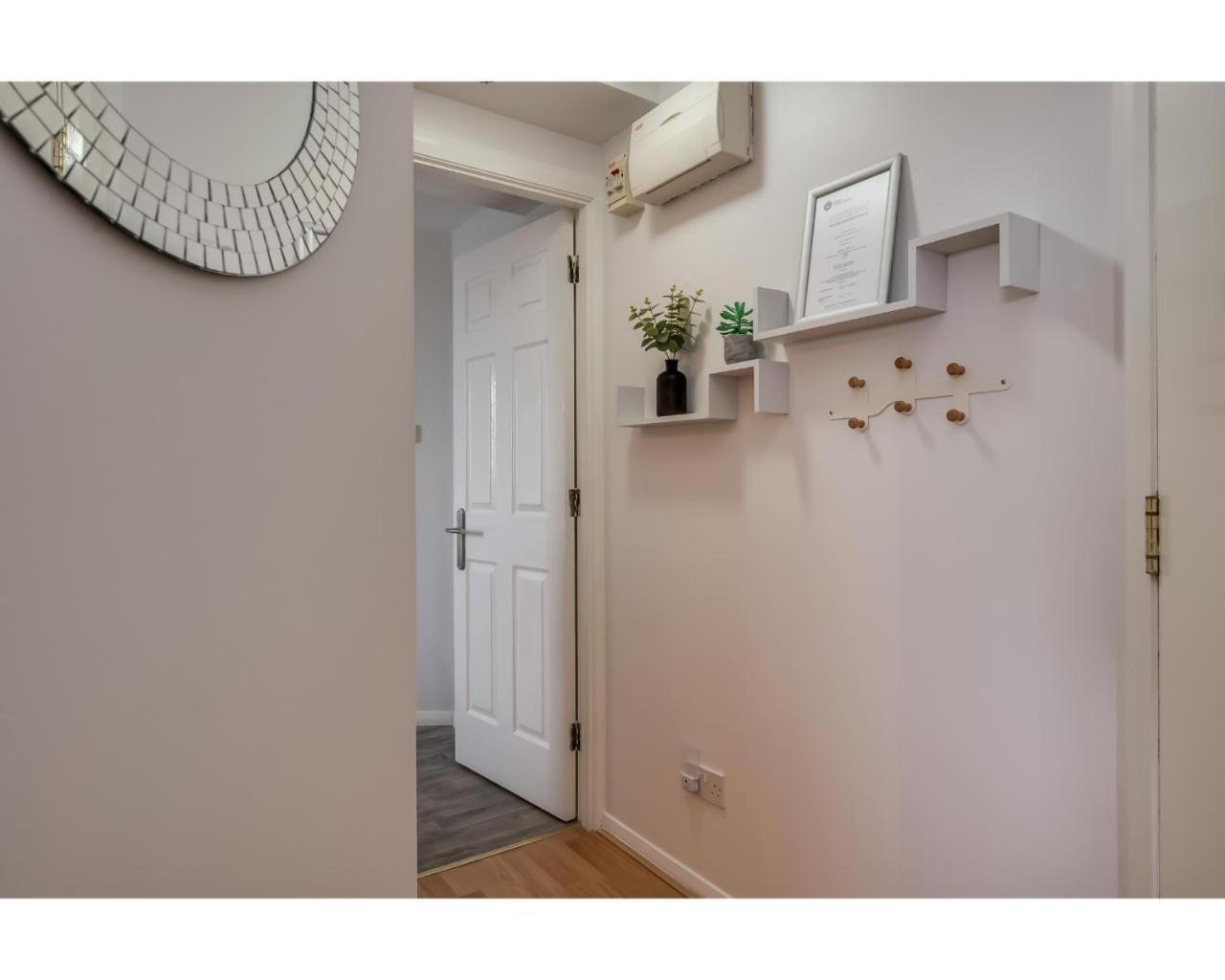 Central Belfast Apartments Jubilee Heights エクステリア 写真